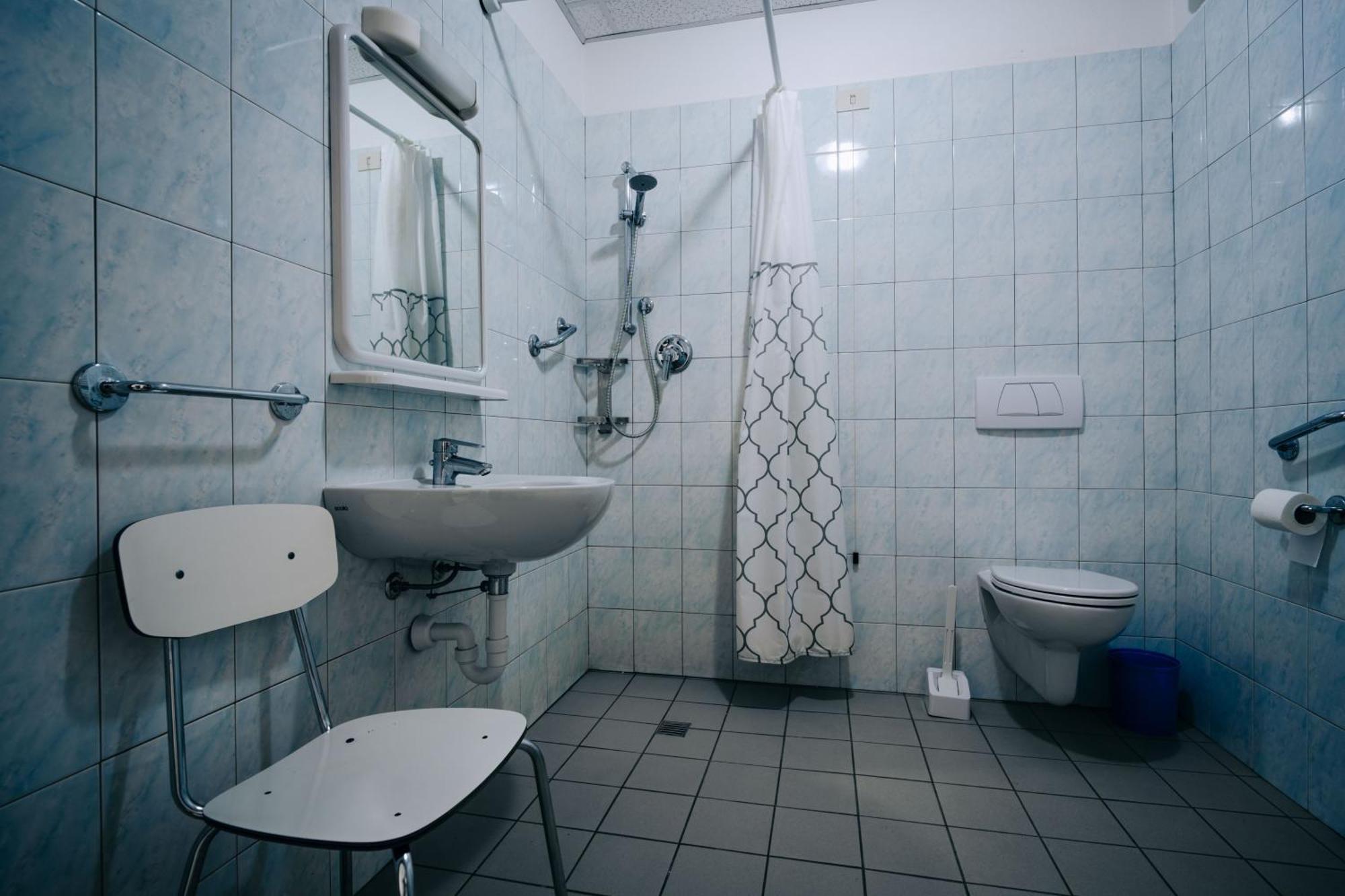 La Casa Via Del Sale Hostel ลีโมเน เปียมอนเต ภายนอก รูปภาพ