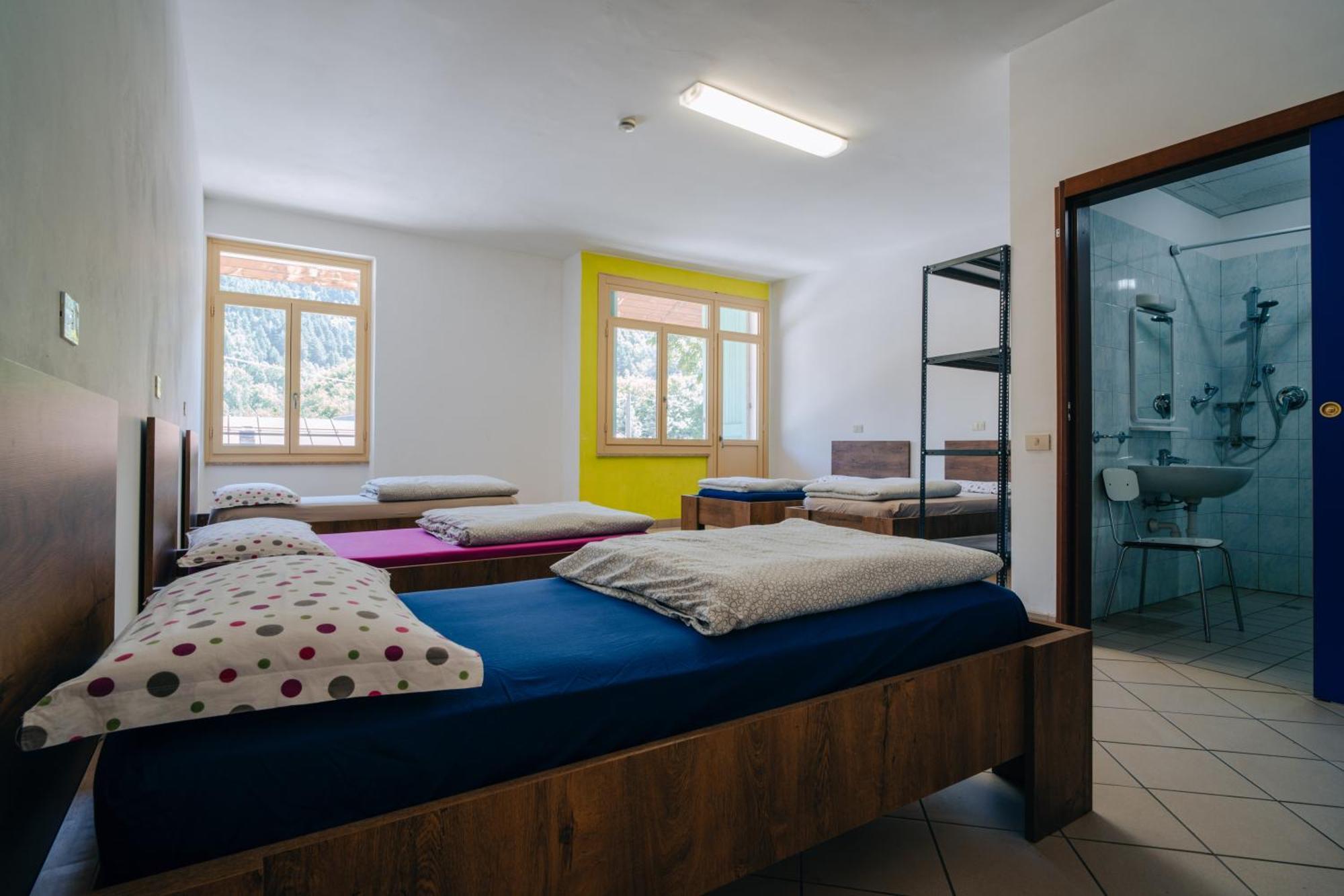 La Casa Via Del Sale Hostel ลีโมเน เปียมอนเต ภายนอก รูปภาพ